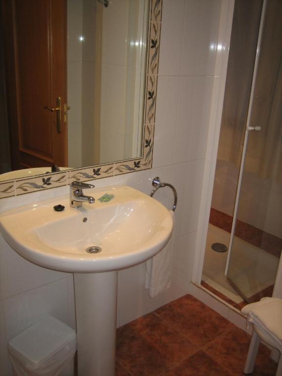 Hotel Chane La Puebla De Alfinden Room photo